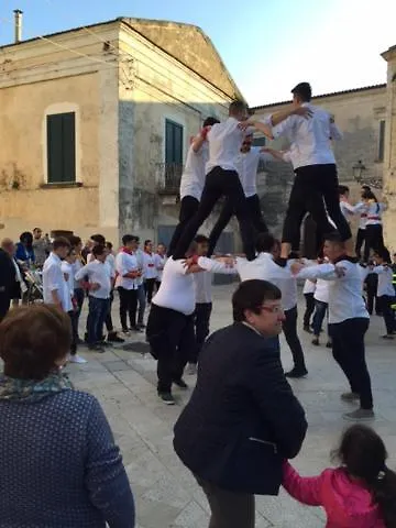 Terrace House ! * Irsina