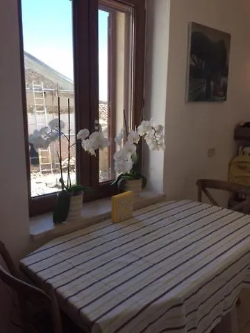 Terrace House ! * Irsina